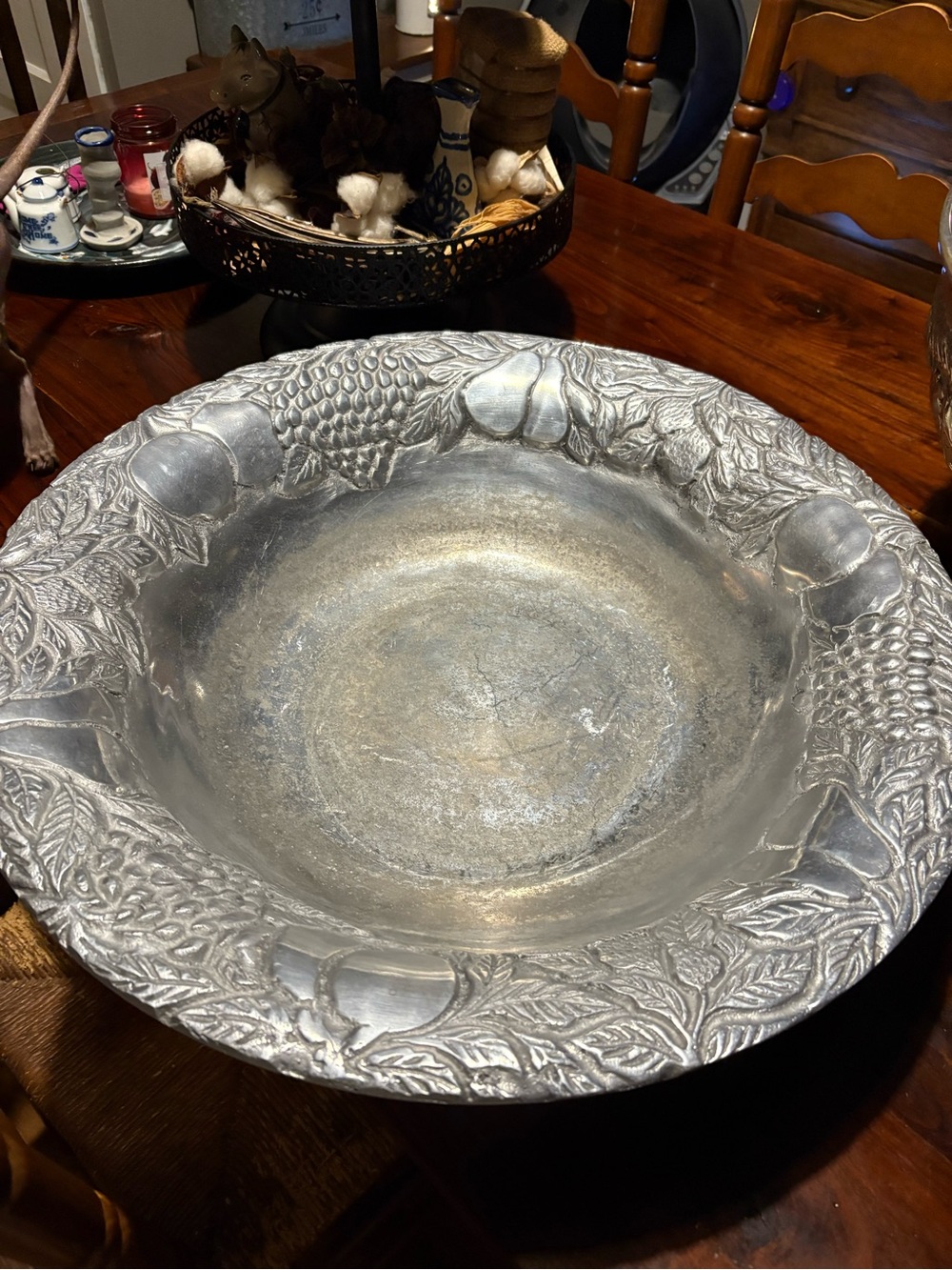 Large Decorative Metal Fruit Bowl - Silver
